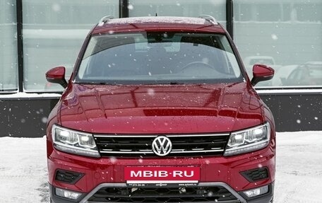 Volkswagen Tiguan II, 2017 год, 2 549 000 рублей, 8 фотография