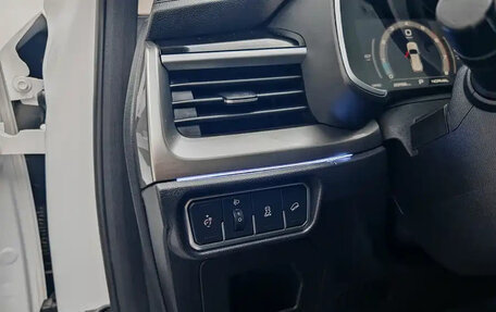 Haval H6, 2023 год, 1 300 000 рублей, 20 фотография