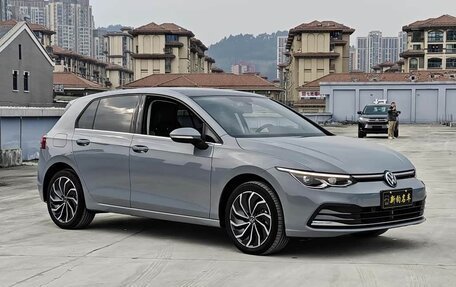 Volkswagen Golf VIII, 2024 год, 2 060 325 рублей, 3 фотография