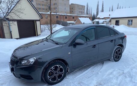 Chevrolet Cruze II, 2011 год, 750 000 рублей, 1 фотография