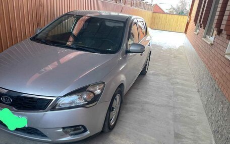 KIA cee'd I рестайлинг, 2012 год, 608 000 рублей, 1 фотография