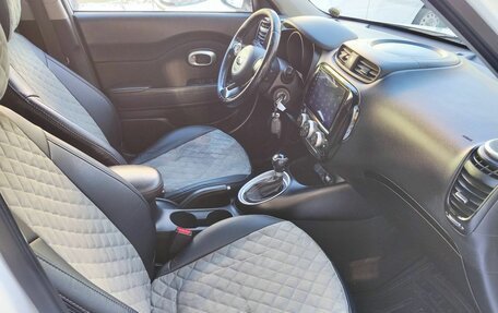 KIA Soul II рестайлинг, 2014 год, 1 049 000 рублей, 12 фотография