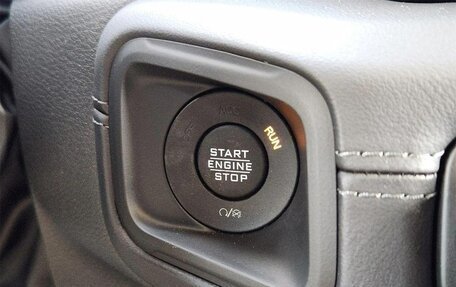 Jeep Gladiator, 2025 год, 8 330 000 рублей, 13 фотография