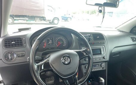 Volkswagen Polo VI (EU Market), 2017 год, 850 000 рублей, 6 фотография