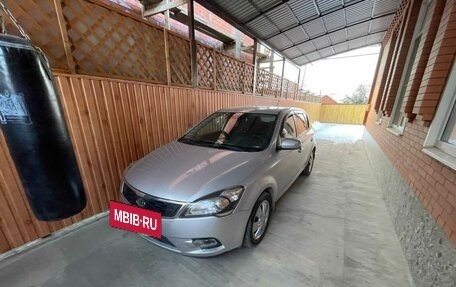 KIA cee'd I рестайлинг, 2012 год, 608 000 рублей, 3 фотография