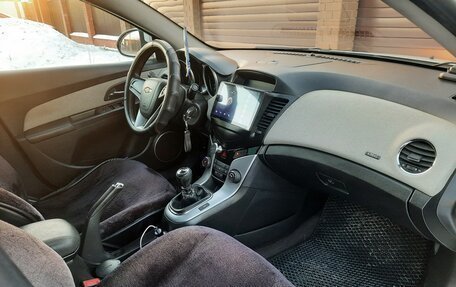 Chevrolet Cruze II, 2012 год, 639 000 рублей, 8 фотография