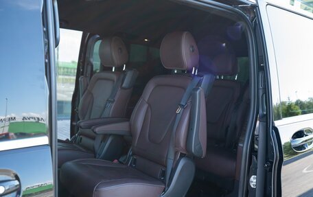 Mercedes-Benz V-Класс, 2015 год, 5 500 000 рублей, 21 фотография