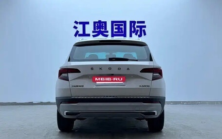 Skoda Karoq I, 2021 год, 1 454 000 рублей, 5 фотография