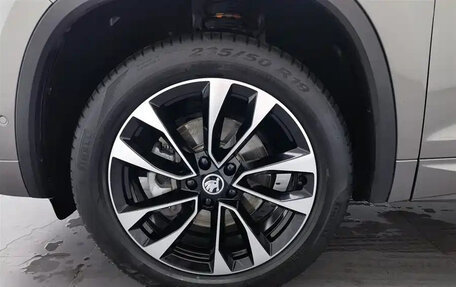 Skoda Kodiaq, 2023 год, 3 300 000 рублей, 21 фотография