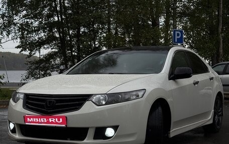 Honda Accord VIII рестайлинг, 2008 год, 1 000 000 рублей, 1 фотография