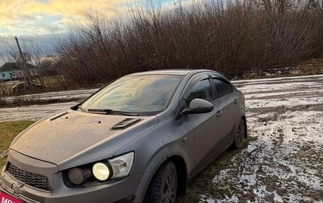 Chevrolet Aveo III, 2013 год, 500 000 рублей, 1 фотография