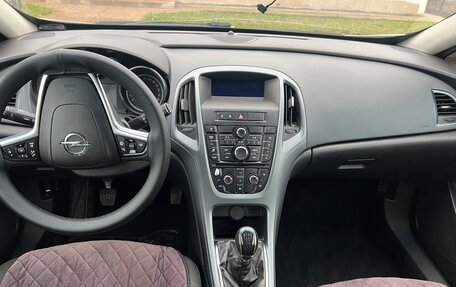 Opel Astra J, 2012 год, 685 000 рублей, 6 фотография