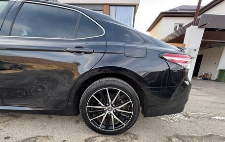 Toyota Camry, 2021 год, 3 500 000 рублей, 5 фотография