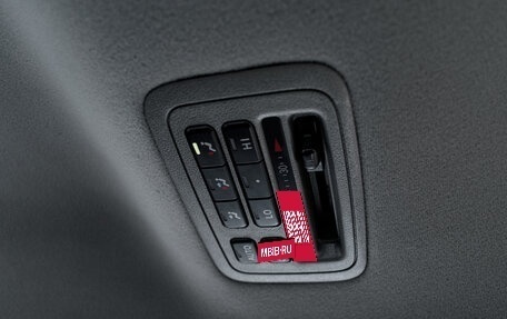 Toyota Land Cruiser 100 рестайлинг 2, 2006 год, 2 990 000 рублей, 31 фотография