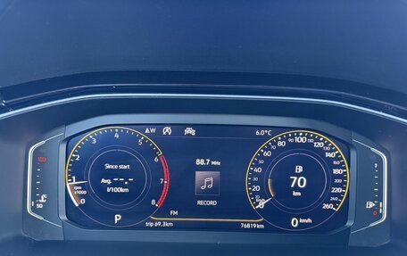 Volkswagen T-Roc I, 2019 год, 2 210 000 рублей, 9 фотография