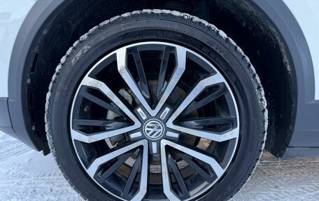 Volkswagen T-Roc I, 2019 год, 2 210 000 рублей, 14 фотография