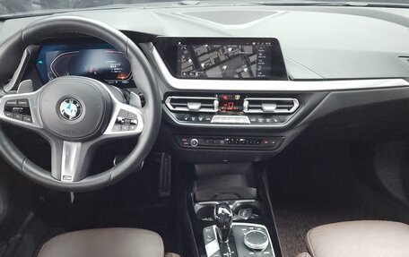 BMW 1 серия, 2021 год, 2 450 000 рублей, 7 фотография