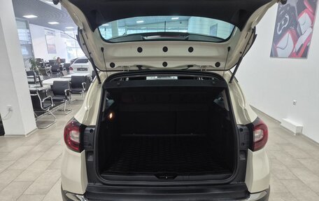 Renault Kaptur I рестайлинг, 2019 год, 1 596 000 рублей, 8 фотография