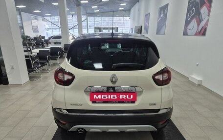 Renault Kaptur I рестайлинг, 2019 год, 1 596 000 рублей, 6 фотография