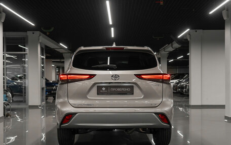 Toyota Highlander, 2025 год, 5 950 000 рублей, 6 фотография