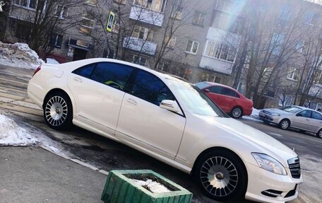 Mercedes-Benz S-Класс, 2012 год, 1 850 000 рублей, 32 фотография