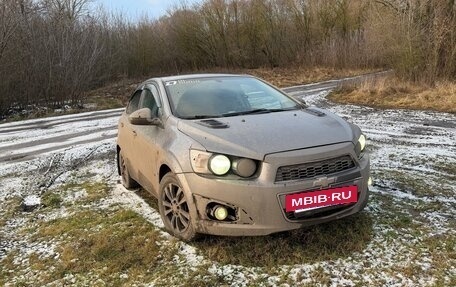 Chevrolet Aveo III, 2013 год, 500 000 рублей, 3 фотография
