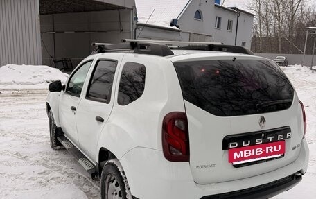 Renault Duster I рестайлинг, 2017 год, 1 250 000 рублей, 3 фотография