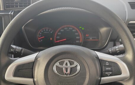 Toyota Roomy I, 2017 год, 940 000 рублей, 16 фотография