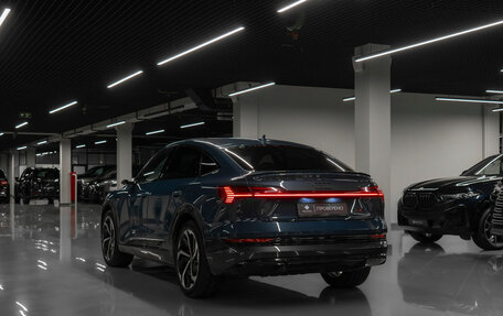 Audi e-tron Sportback I, 2020 год, 4 500 000 рублей, 4 фотография