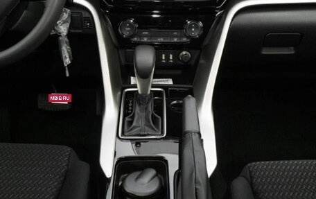 Mitsubishi Eclipse Cross, 2025 год, 2 780 000 рублей, 10 фотография