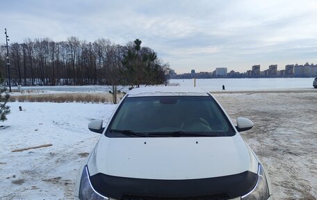 Chevrolet Cruze II, 2010 год, 670 000 рублей, 6 фотография