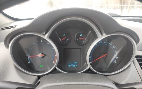 Chevrolet Cruze II, 2010 год, 670 000 рублей, 11 фотография