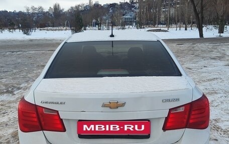 Chevrolet Cruze II, 2010 год, 670 000 рублей, 8 фотография