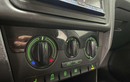 Skoda Rapid I, 2018 год, 1 090 000 рублей, 16 фотография