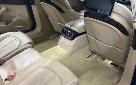 Audi A8, 2013 год, 2 950 000 рублей, 7 фотография