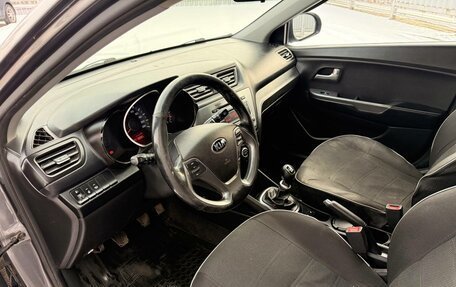 KIA Rio III рестайлинг, 2016 год, 990 000 рублей, 10 фотография