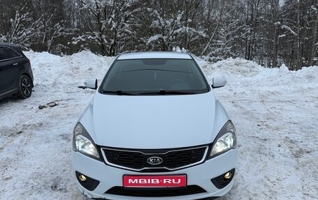 KIA cee'd I рестайлинг, 2011 год, 920 000 рублей, 1 фотография