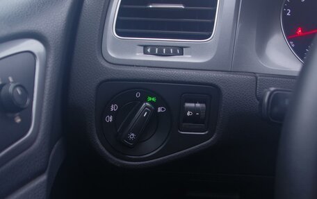 Volkswagen Golf VII, 2013 год, 1 149 000 рублей, 19 фотография