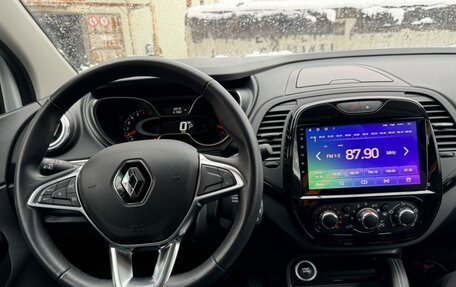 Renault Kaptur I рестайлинг, 2020 год, 1 640 000 рублей, 2 фотография