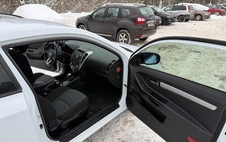 KIA cee'd I рестайлинг, 2011 год, 920 000 рублей, 11 фотография