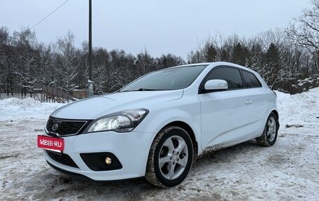 KIA cee'd I рестайлинг, 2011 год, 920 000 рублей, 2 фотография