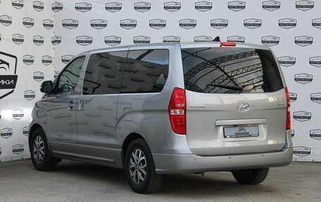 Hyundai H-1 II рестайлинг, 2018 год, 3 600 000 рублей, 7 фотография