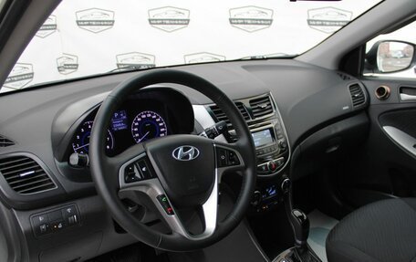 Hyundai Solaris II рестайлинг, 2015 год, 910 000 рублей, 13 фотография