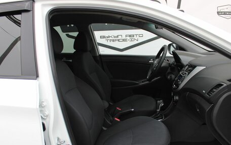 Hyundai Solaris II рестайлинг, 2015 год, 910 000 рублей, 19 фотография