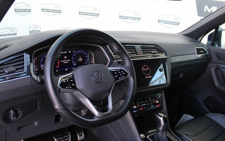 Volkswagen Tiguan II, 2021 год, 4 700 000 рублей, 12 фотография