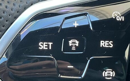 Volkswagen Tiguan II, 2021 год, 4 700 000 рублей, 17 фотография