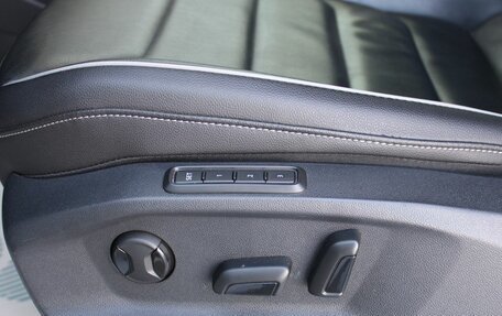 Volkswagen Tiguan II, 2021 год, 4 700 000 рублей, 26 фотография