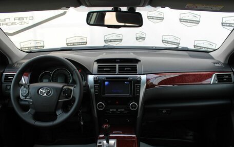 Toyota Camry, 2013 год, 1 650 000 рублей, 10 фотография