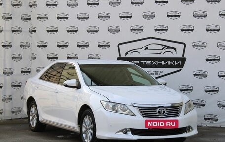 Toyota Camry, 2013 год, 1 650 000 рублей, 4 фотография