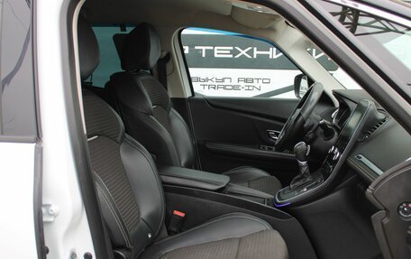 Renault Megane IV, 2019 год, 1 690 000 рублей, 17 фотография